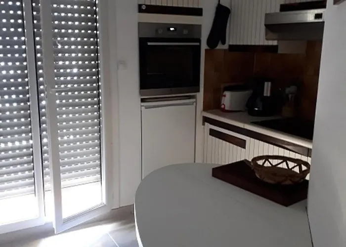 Beaurivage Apartment *